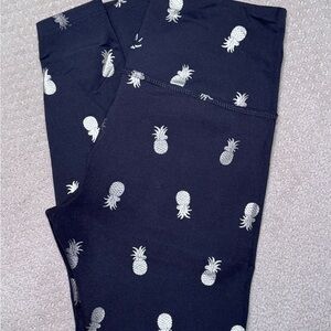 Beyond Yoga black Leggings with Pineapple Print